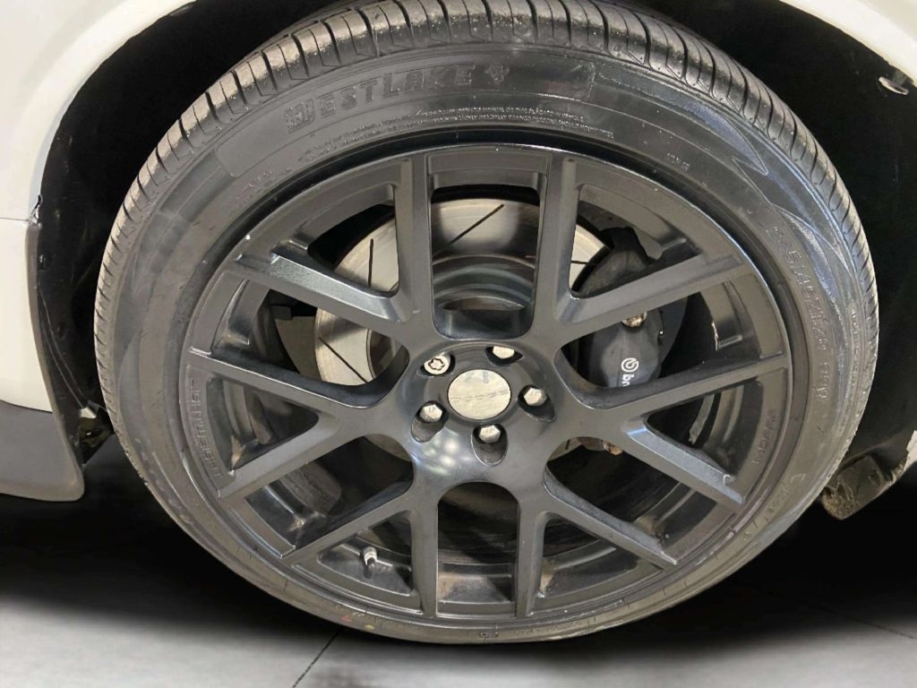 Dodge Challenger  2015