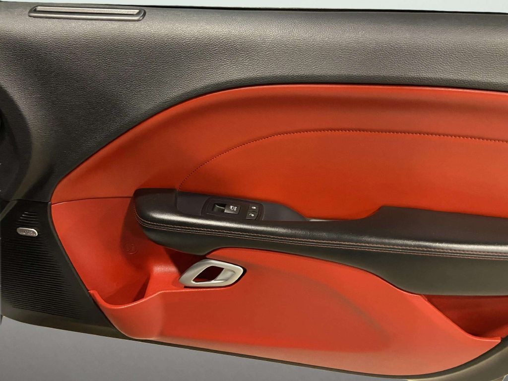 Dodge Challenger  2015