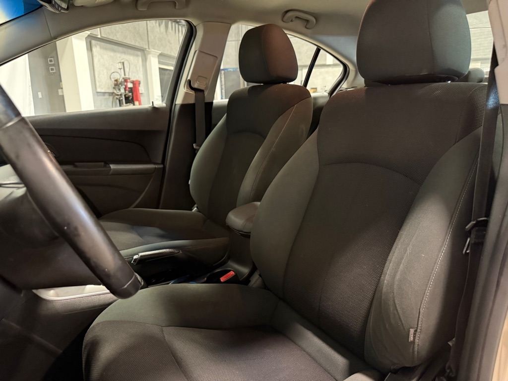 Chevrolet Cruze  2011 Chevrolet Cruze  2011