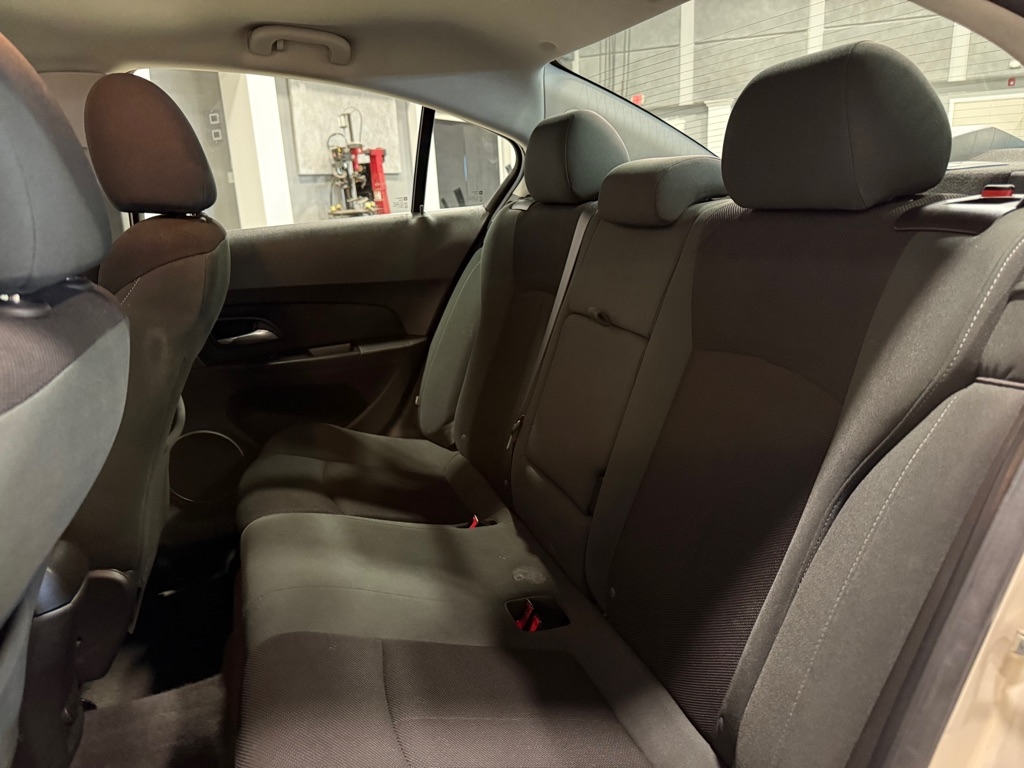 Chevrolet Cruze  2011 Chevrolet Cruze  2011