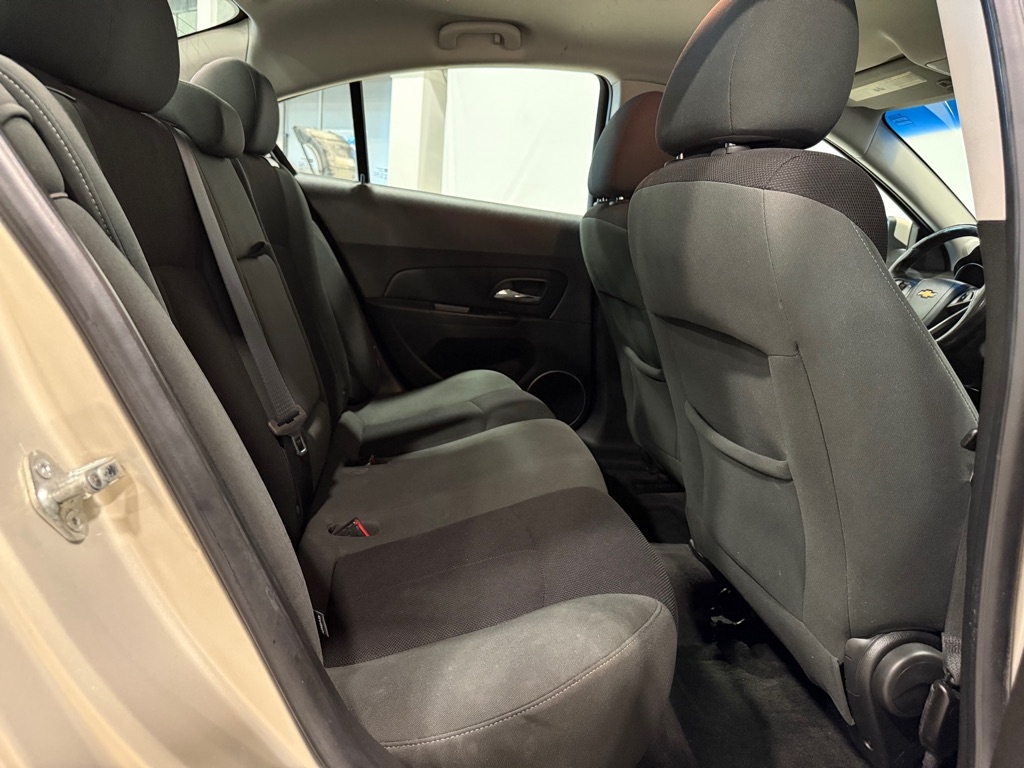 Chevrolet Cruze  2011 Chevrolet Cruze  2011