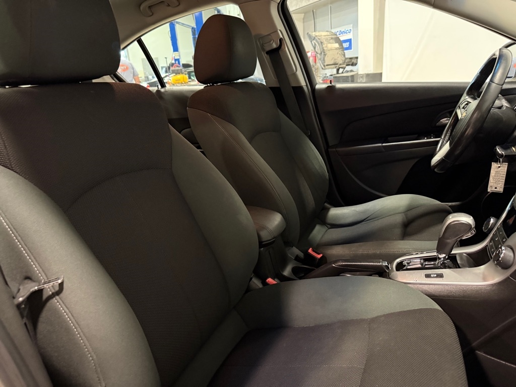Chevrolet Cruze  2011 Chevrolet Cruze  2011