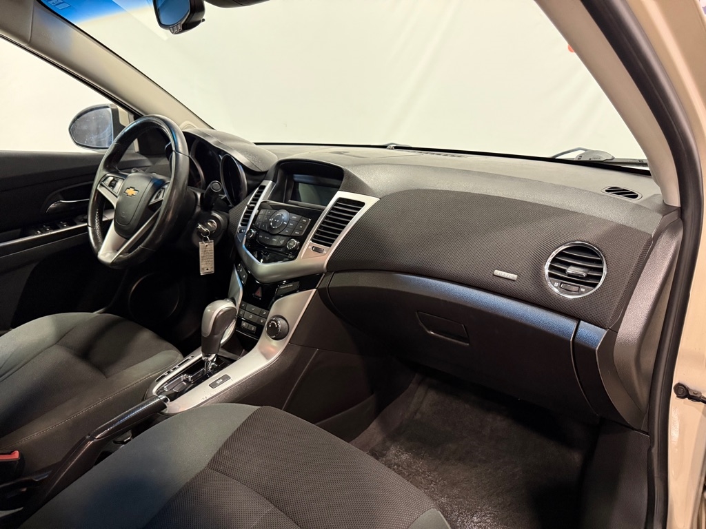 Chevrolet Cruze  2011 Chevrolet Cruze  2011