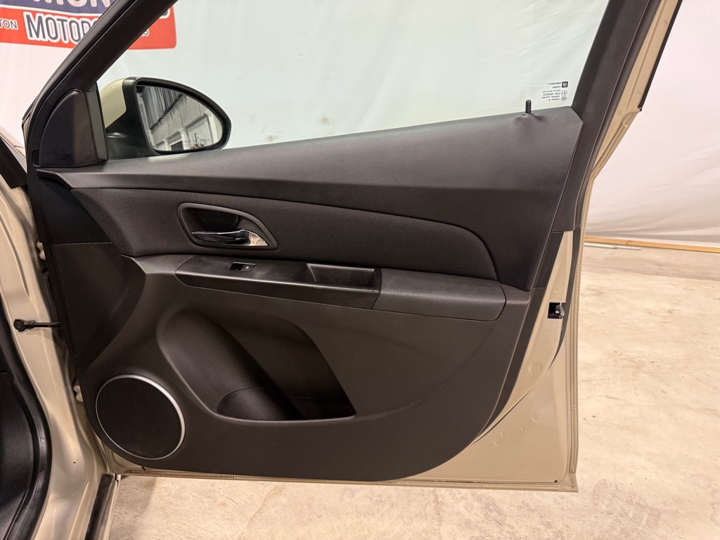 Chevrolet Cruze  2011 Chevrolet Cruze  2011