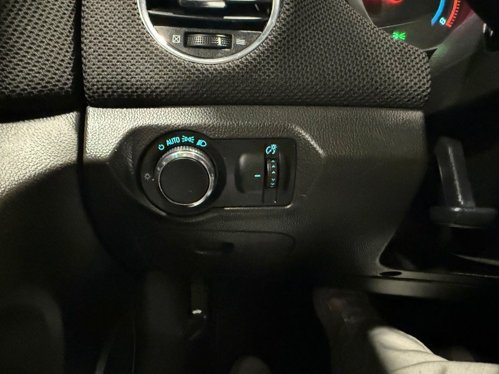 Chevrolet Cruze  2011 Chevrolet Cruze  2011