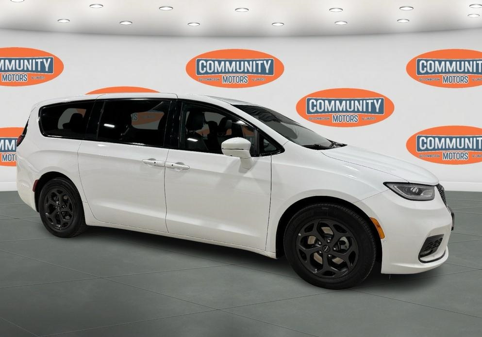 Chrysler Pacifica Hybrid  2022