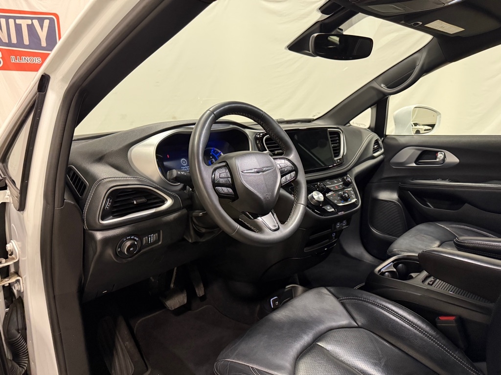 Chrysler Pacifica Hybrid  2022