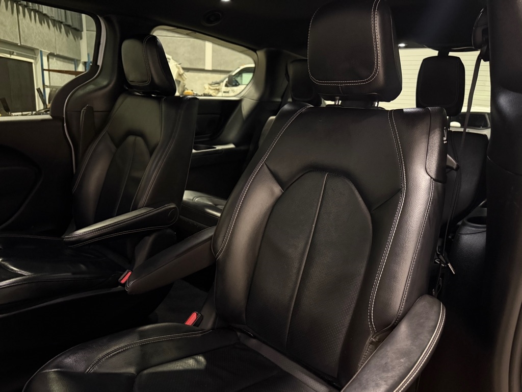 Chrysler Pacifica Hybrid  2022