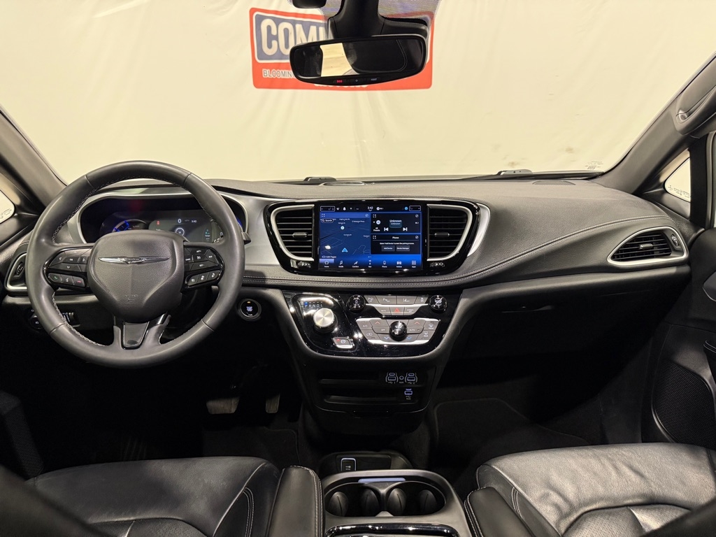 Chrysler Pacifica Hybrid  2022