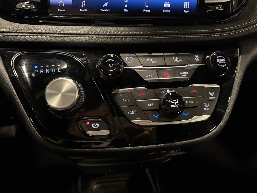 Chrysler Pacifica Hybrid  2022