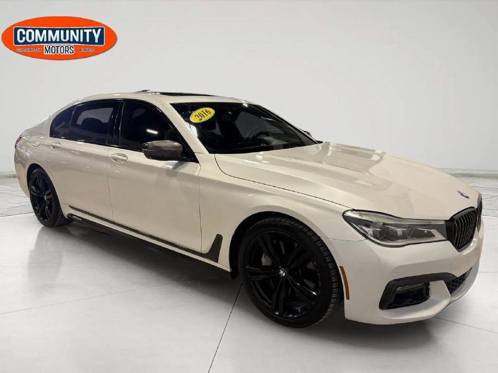 BMW 7-Series  2016