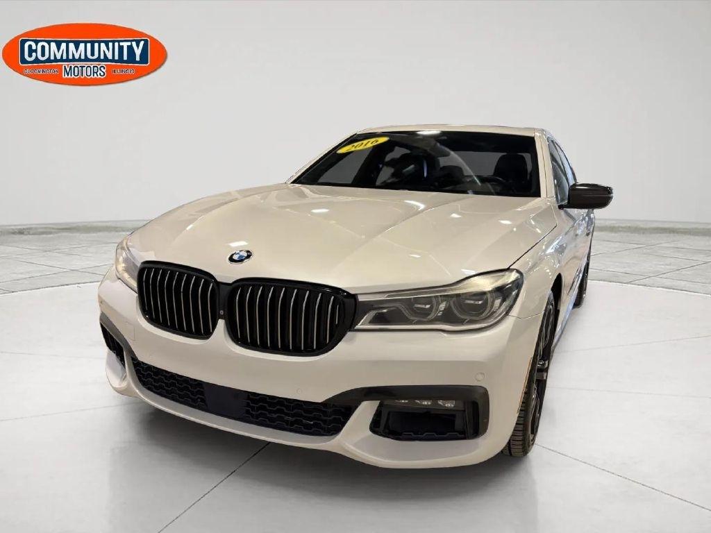 BMW 7-Series  2016