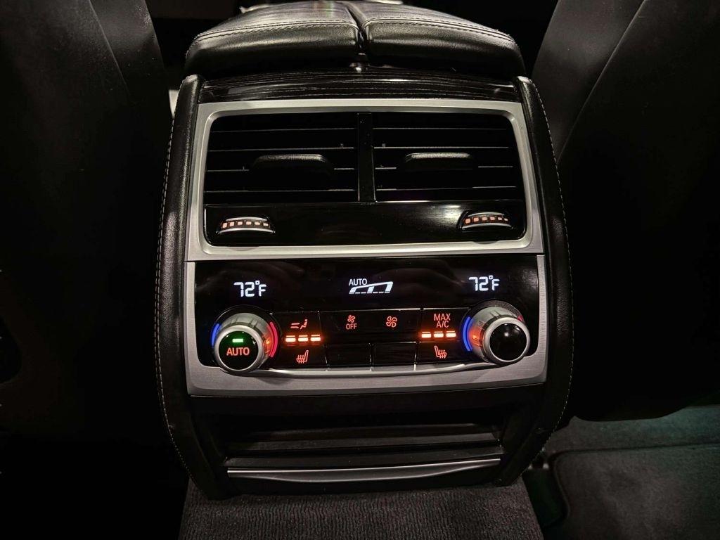 BMW 7-Series  2016