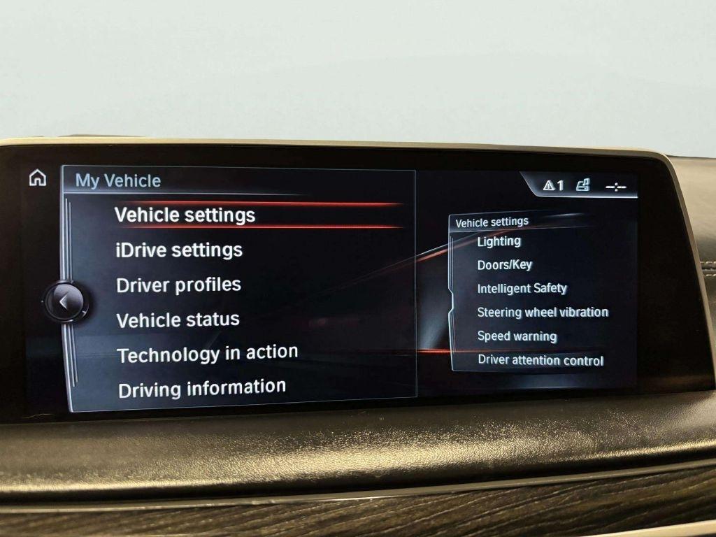 BMW 7-Series  2016