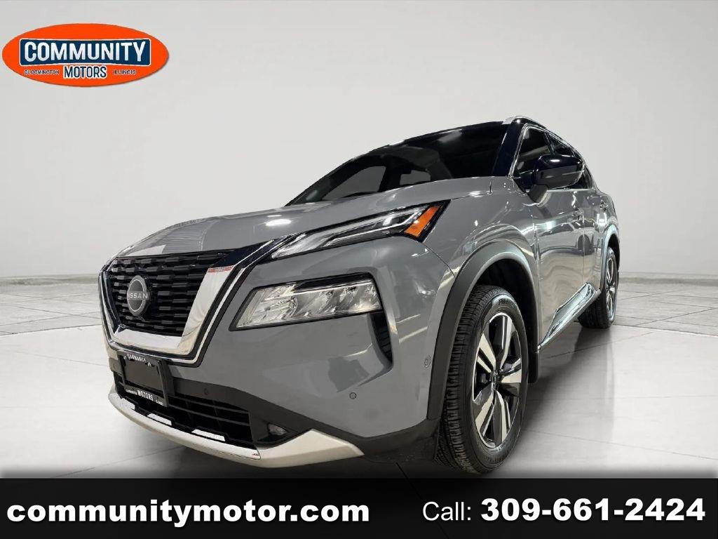 2022 Nissan Rogue Platinum's photo