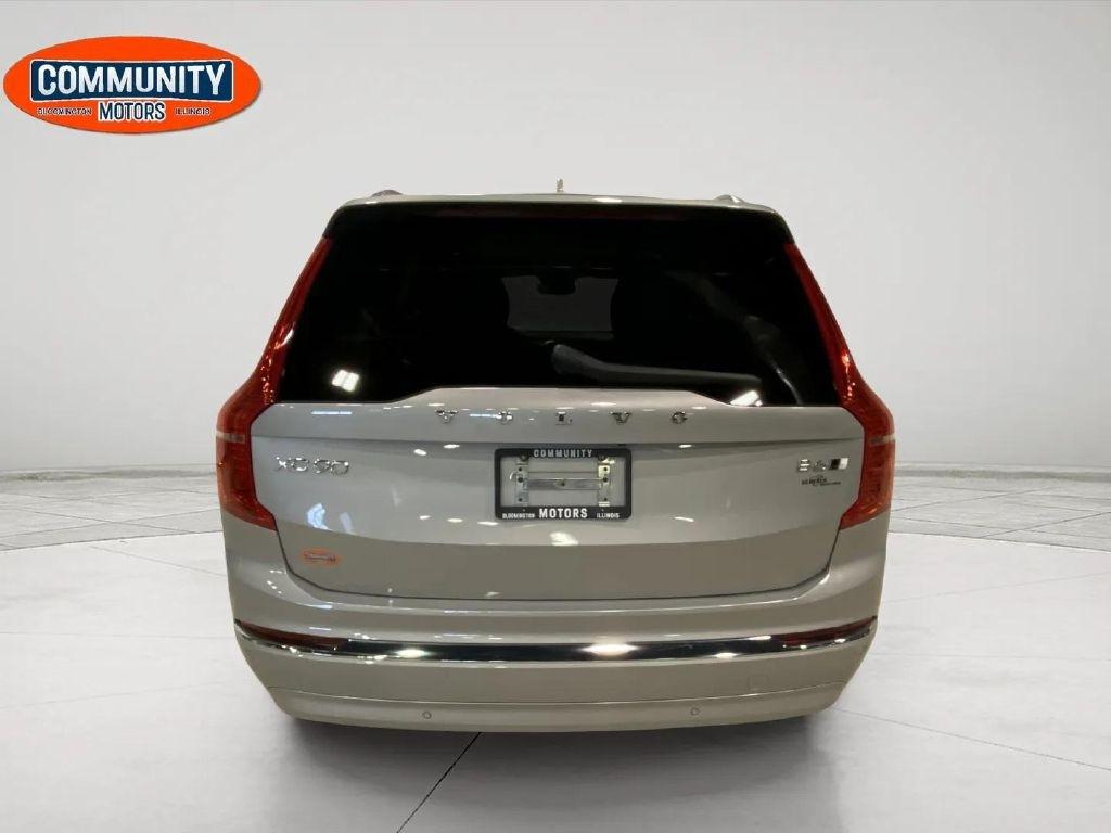 Volvo XC90  2023
