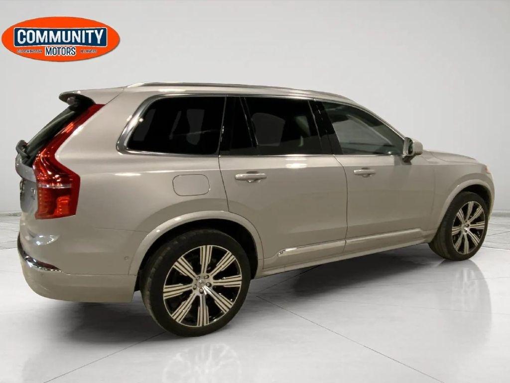 Volvo XC90  2023