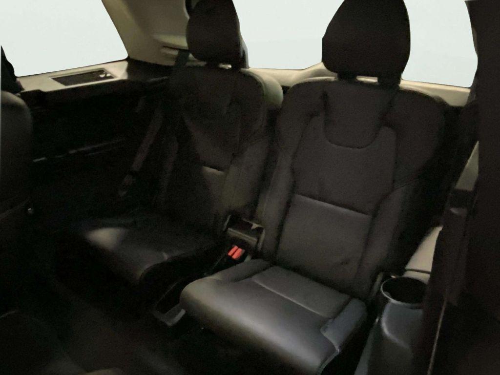 Volvo XC90  2023