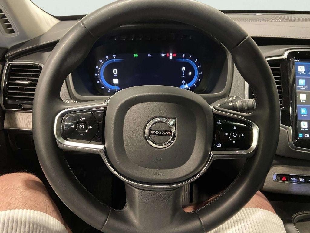 Volvo XC90  2023