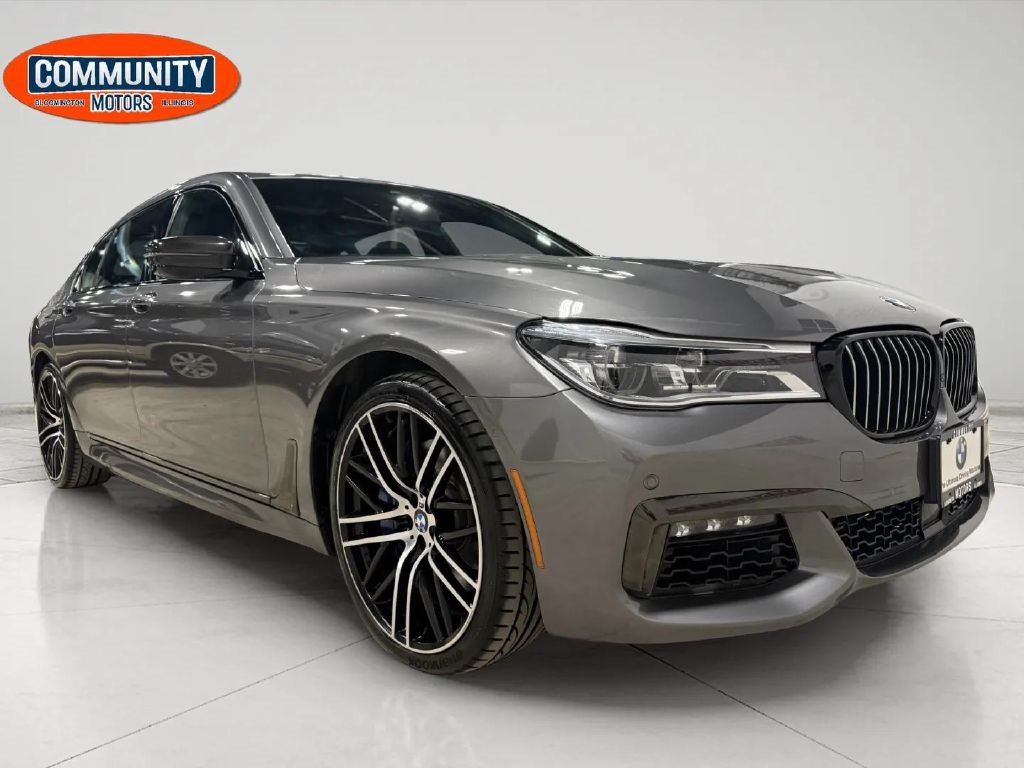 BMW 7-Series  2019