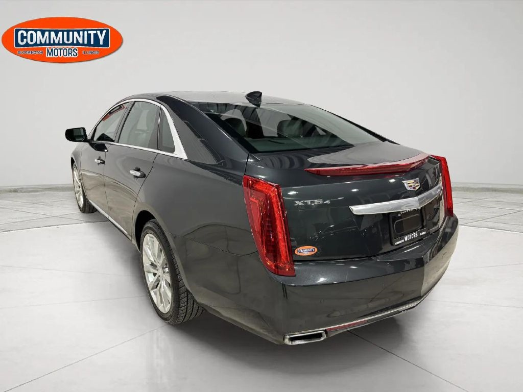 Cadillac XTS  2016