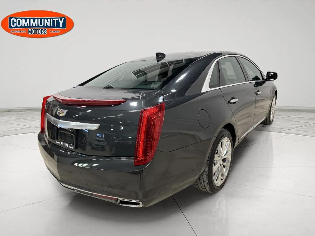 Cadillac XTS  2016