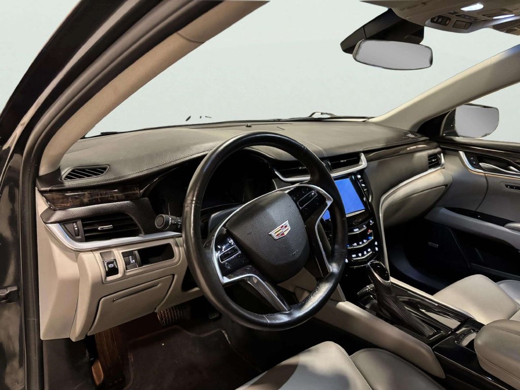 Cadillac XTS  2016