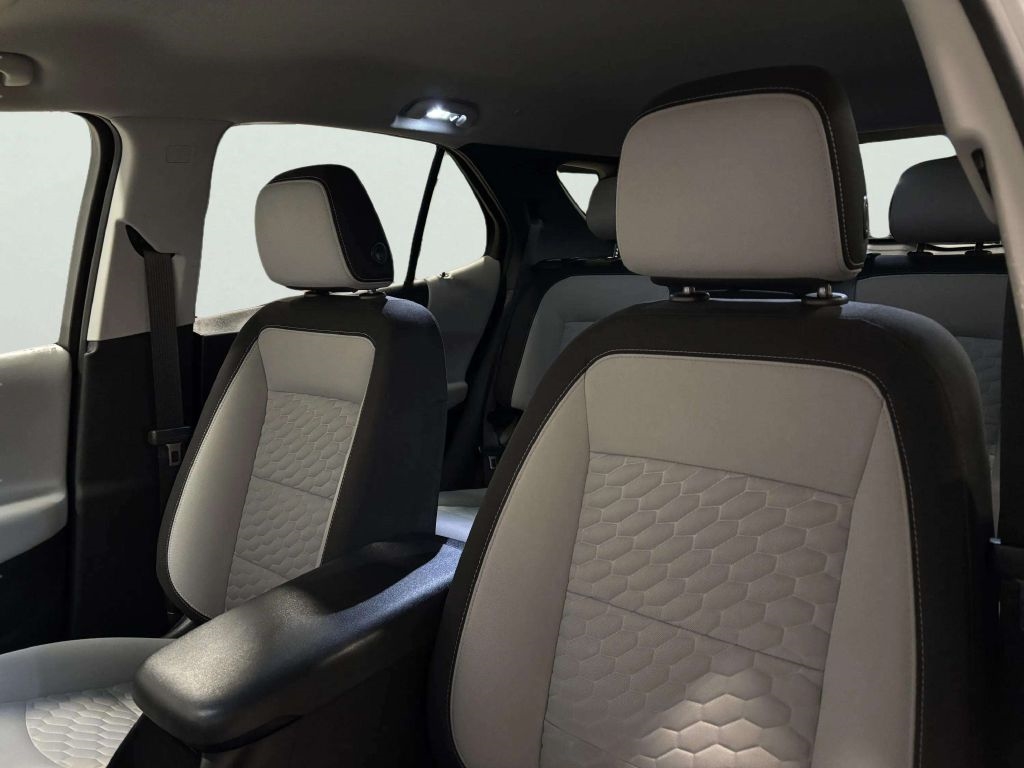 Chevrolet Equinox  2021