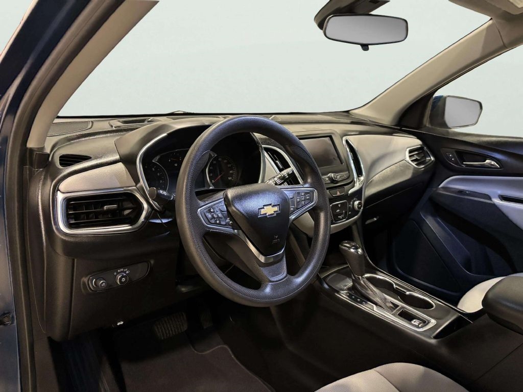 Chevrolet Equinox  2021