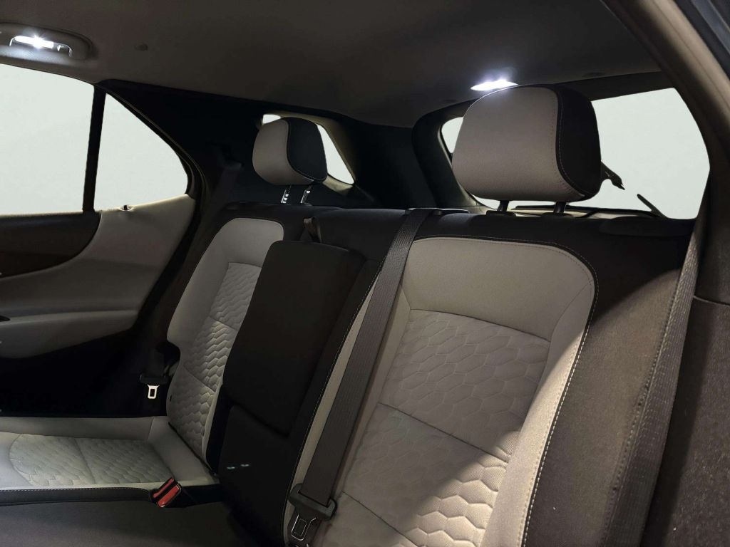 Chevrolet Equinox  2021