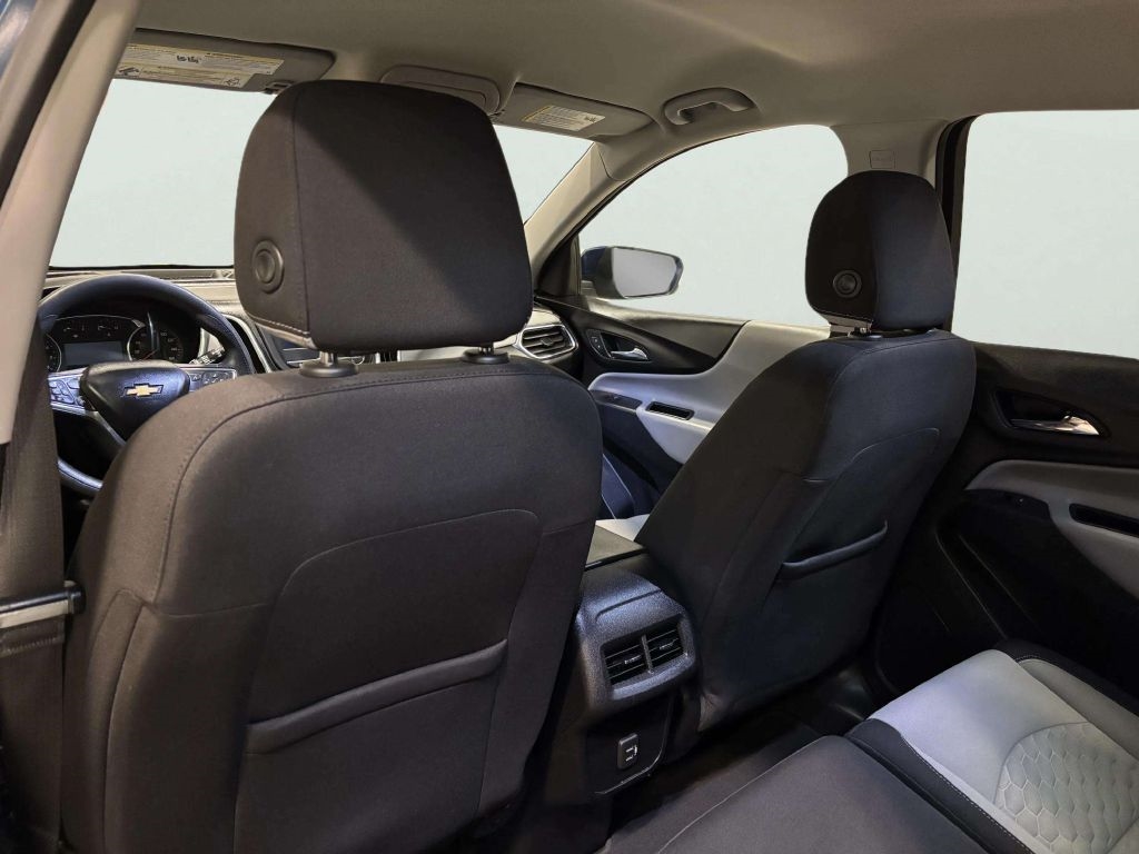 Chevrolet Equinox  2021