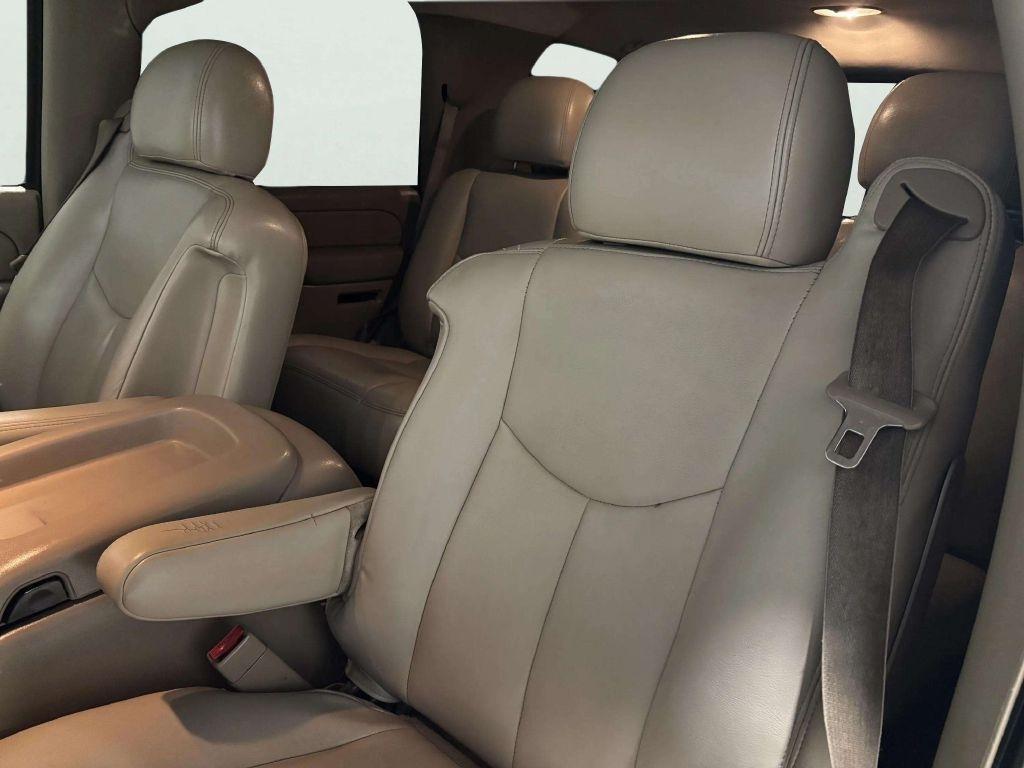 Chevrolet Tahoe  2005