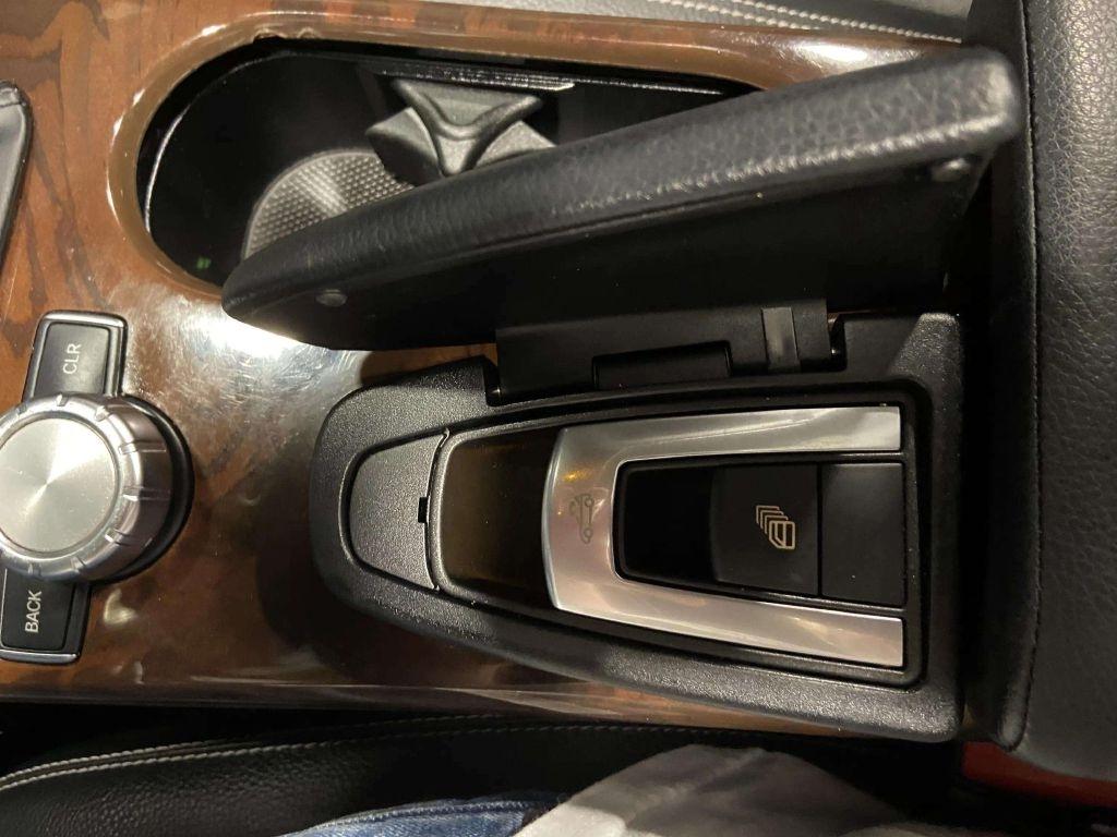 Mercedes-Benz SLK  2014