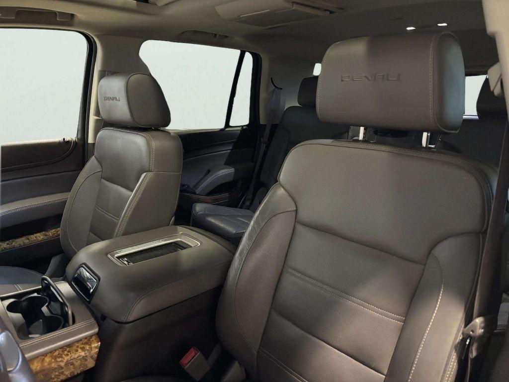 GMC Yukon Denali  2015