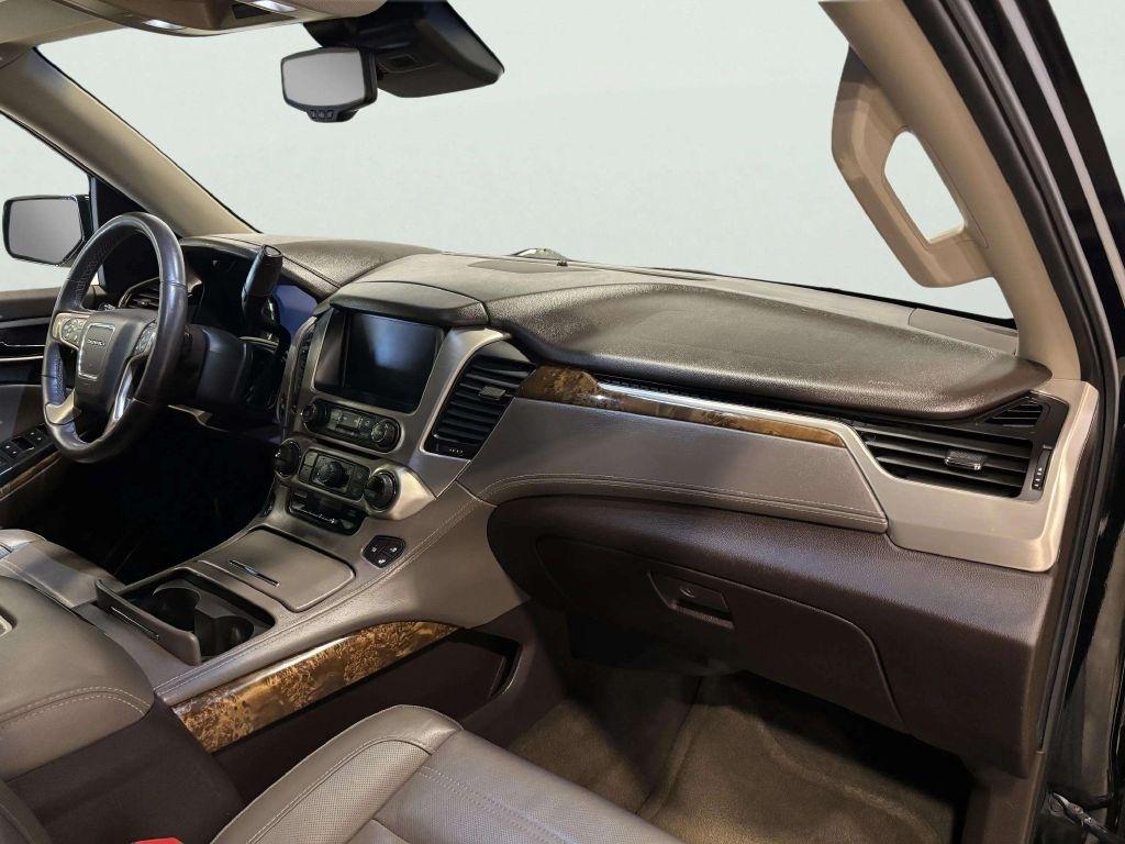 GMC Yukon Denali  2015