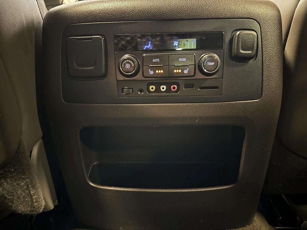 GMC Yukon Denali  2015