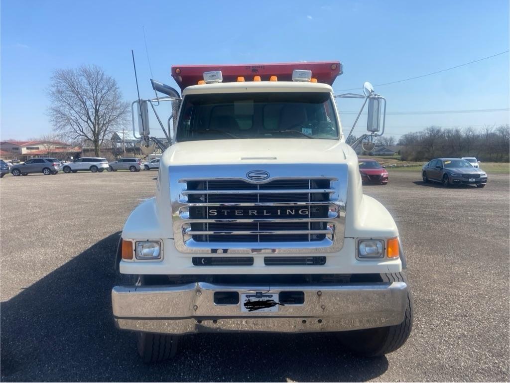 Sterling LT9500  2003