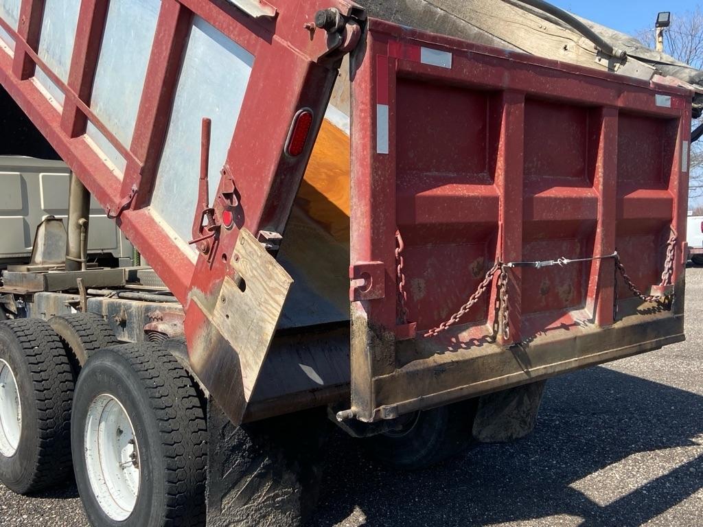 Sterling LT9500  2003