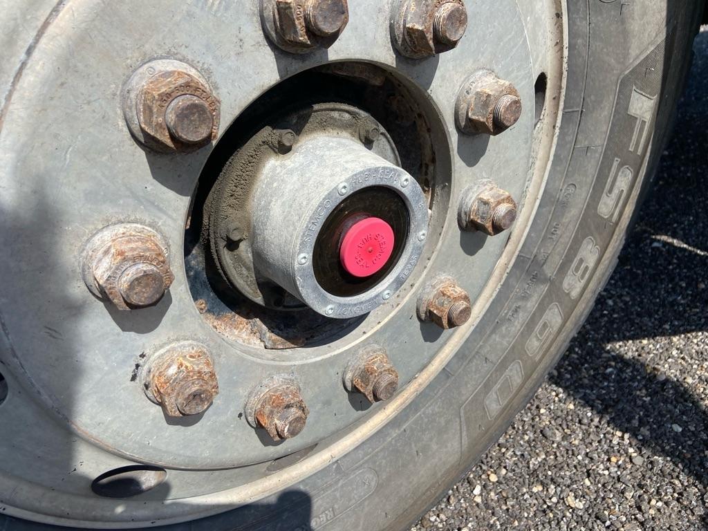 Sterling LT9500  2003