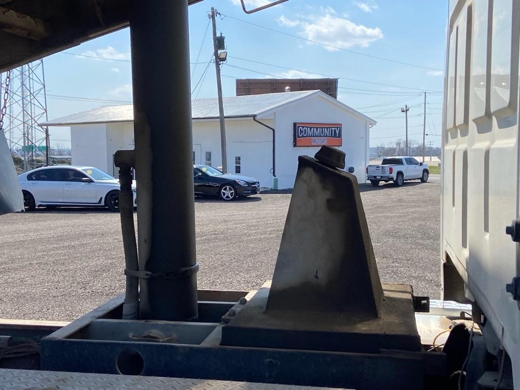 Sterling LT9500  2003