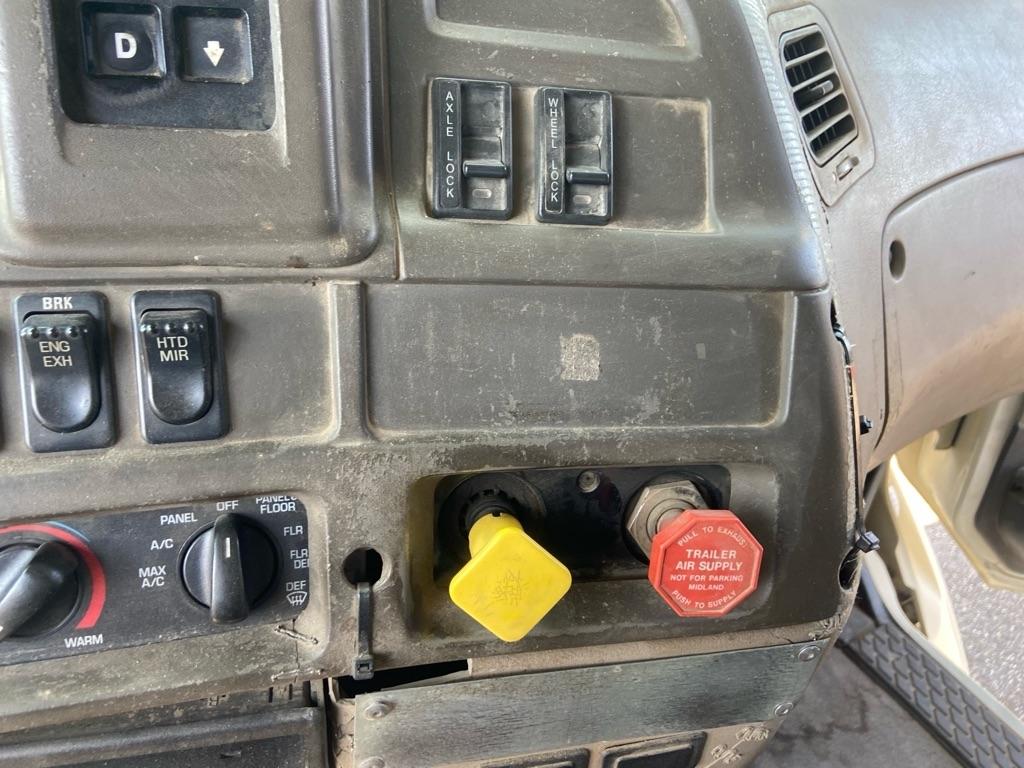 Sterling LT9500  2003