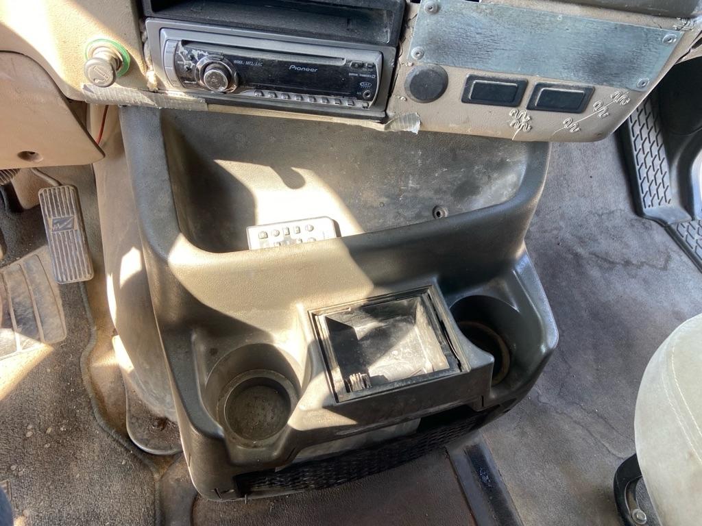 Sterling LT9500  2003