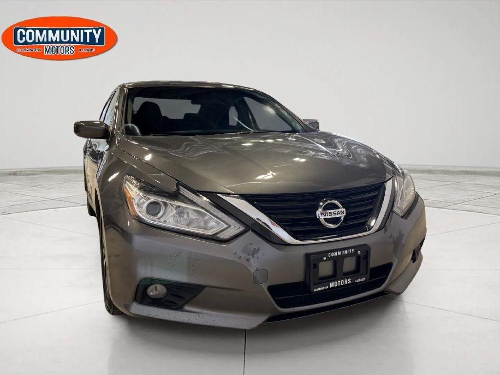 Nissan Altima  2016