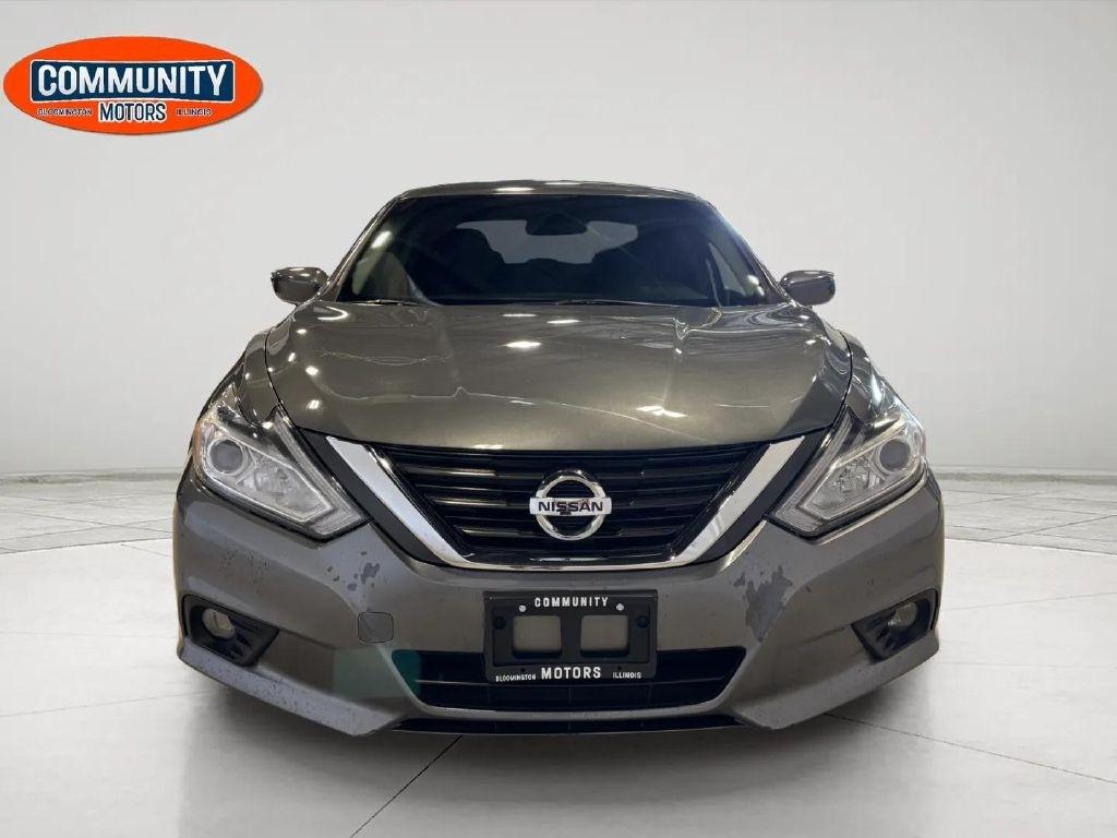 Nissan Altima  2016
