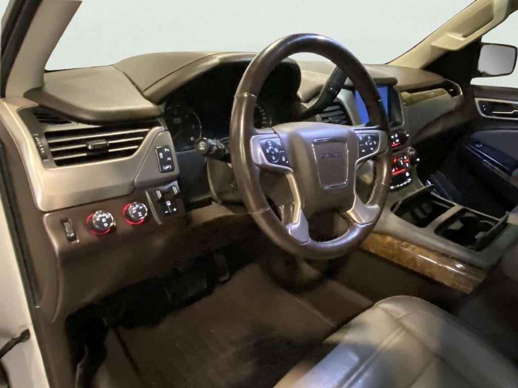 GMC Yukon Denali  2016