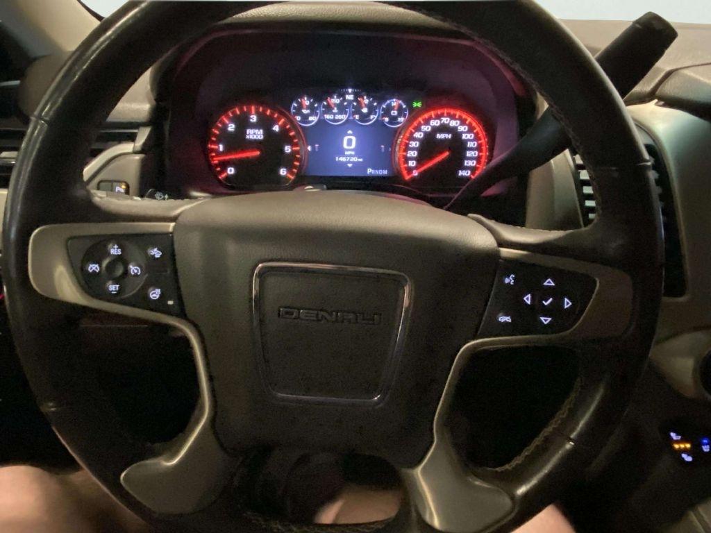GMC Yukon Denali  2016