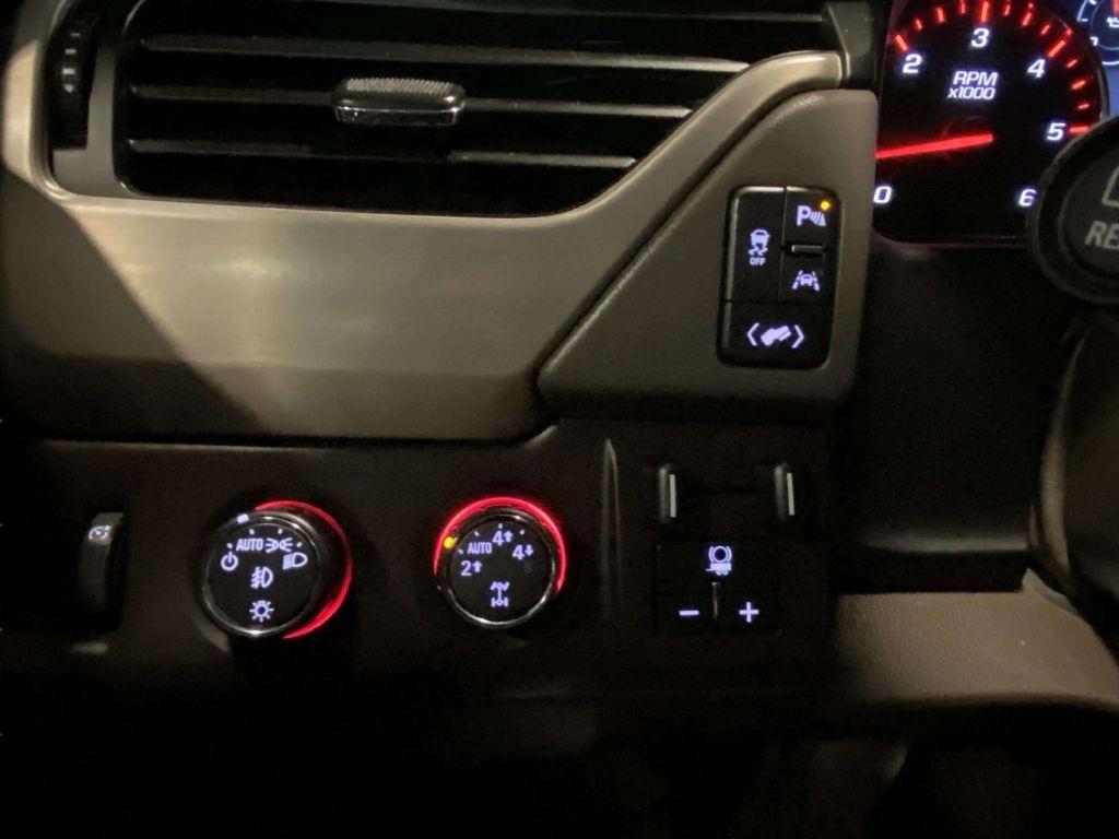 GMC Yukon Denali  2016
