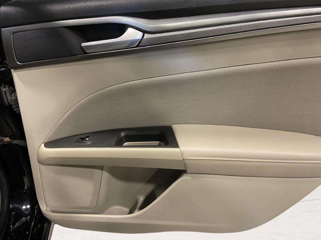 Ford Fusion  2020