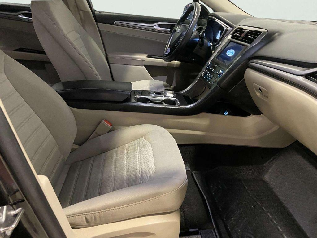 Ford Fusion  2020