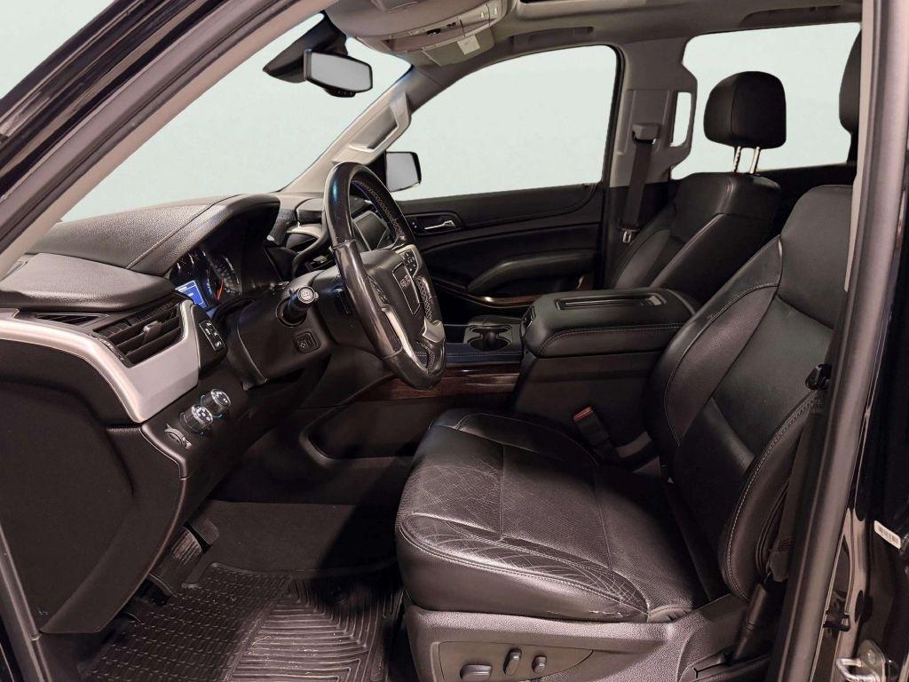 GMC Yukon 4WD 4dr SLT 2019